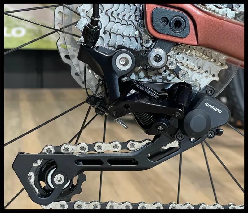 Giant Revolt Advanced 3 Medium Terracotta 2022-4